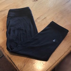 Ivivva Cropped leggings
